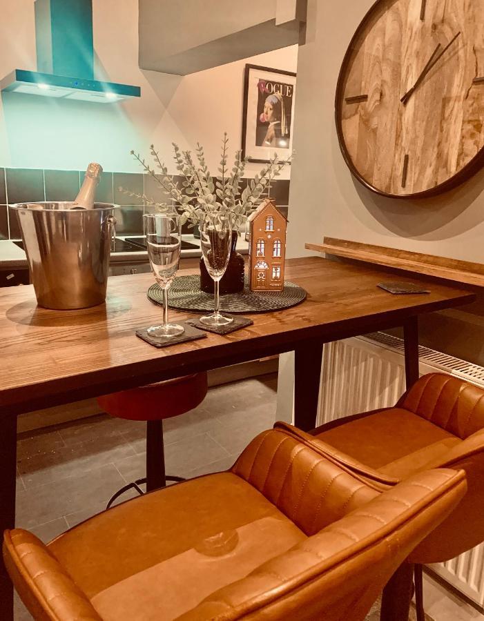 The Fifth Quarters, Grade II Listed Apartment, The Lace Market, Ng1, City Centre, Nottingham, Sleeps 4 מראה חיצוני תמונה